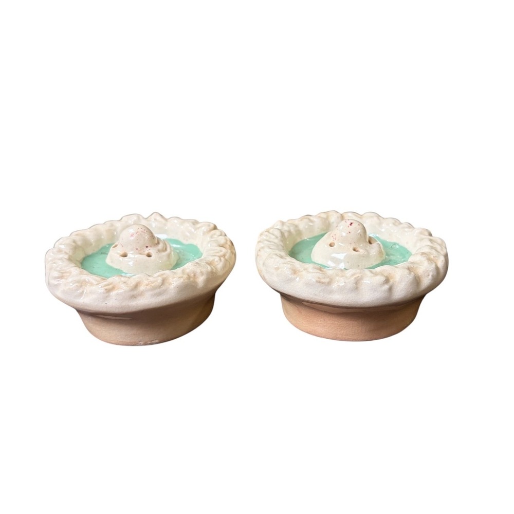 Vintage Handmade Ceramic Salt Pepper Shakers Cute Foodie Kitchen Novelty Set - Picture 1 of 4